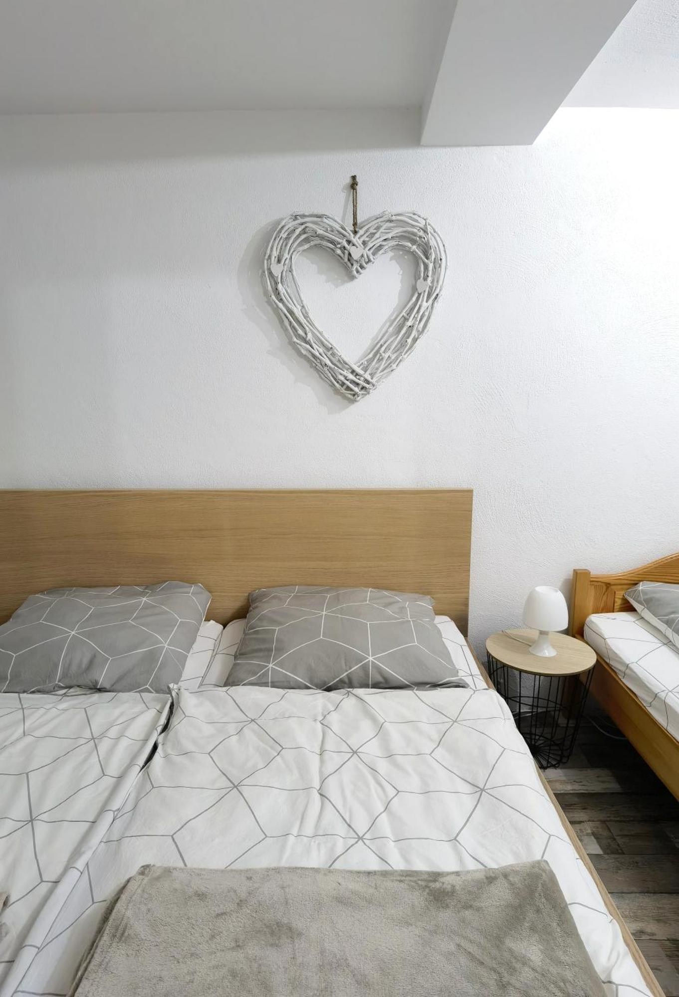 Ferienwohnung - Appartement "Painted Horse" Im Herzen Des Pfaelzer Waldes Reichenbach-Steegen Zewnętrze zdjęcie